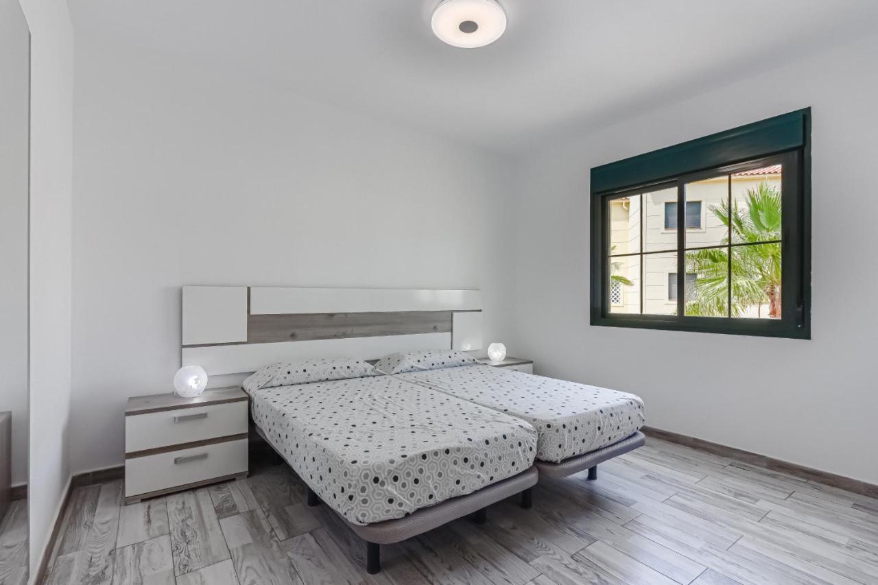 Cozy Apartment In El Duque By Altamarhomes 아데제 외부 사진