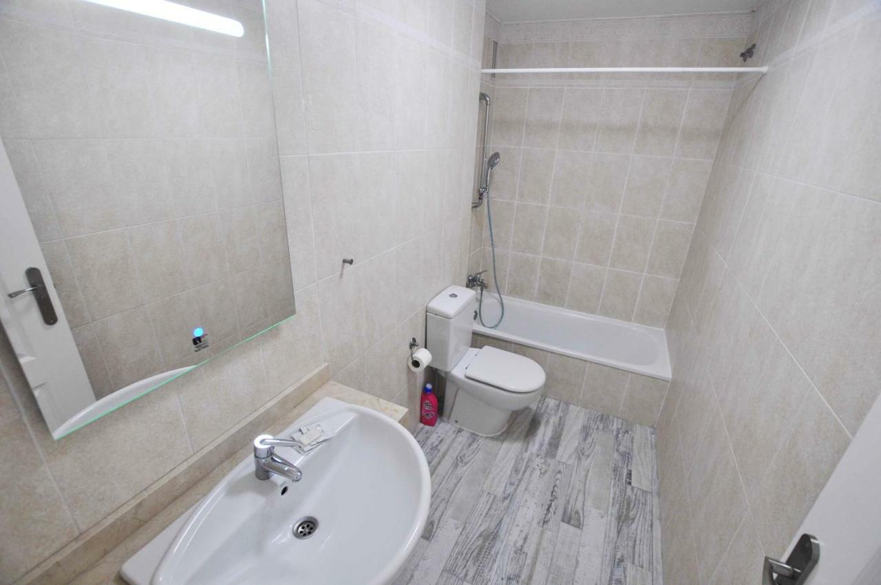 Cozy Apartment In El Duque By Altamarhomes 아데제 외부 사진